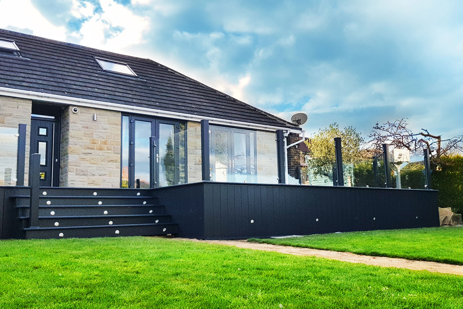 Transforming Your Outdoor Space: Innovative Decking Solutions